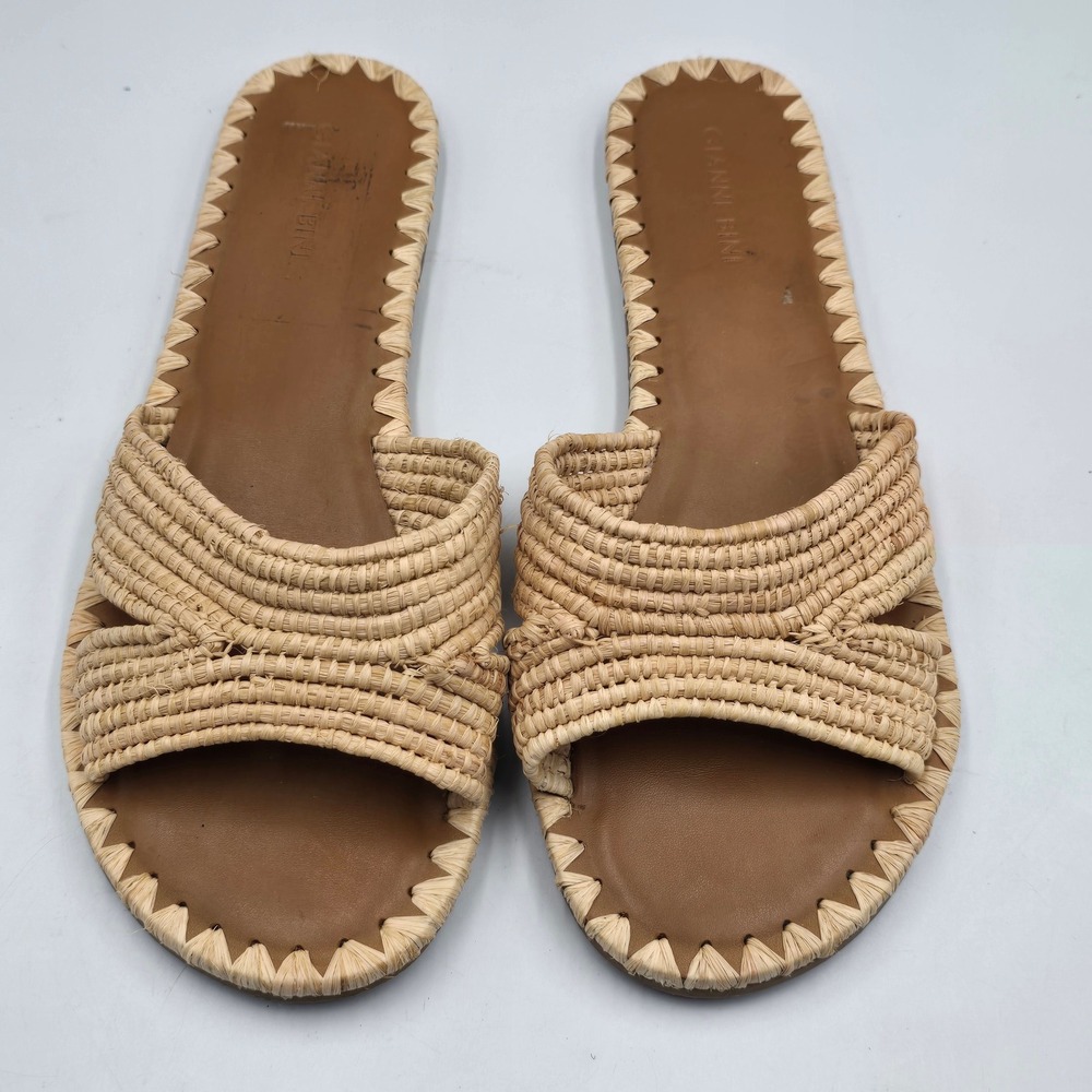 Gianni Bini Sandals Women 9 Slide Woven Raffia Tan Crisscross Boho Chic Flat EUC